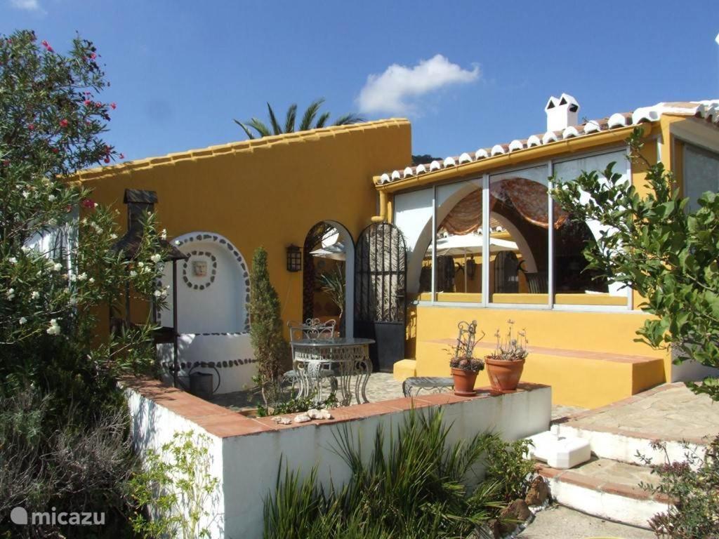 B&B Finca La Loma Comares ภายนอก รูปภาพ